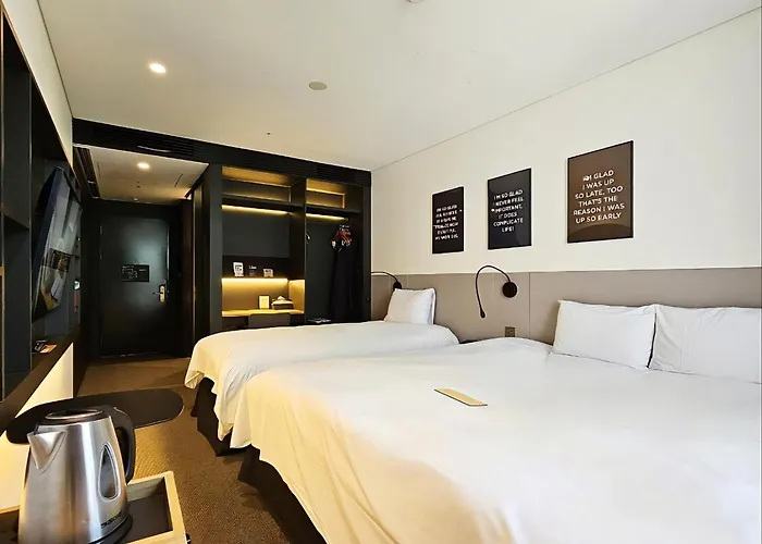 Glad Gangnam Coex Center Hotel