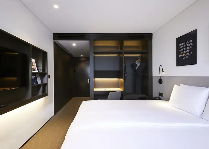 Hotel Glad Gangnam Coex Center 4*